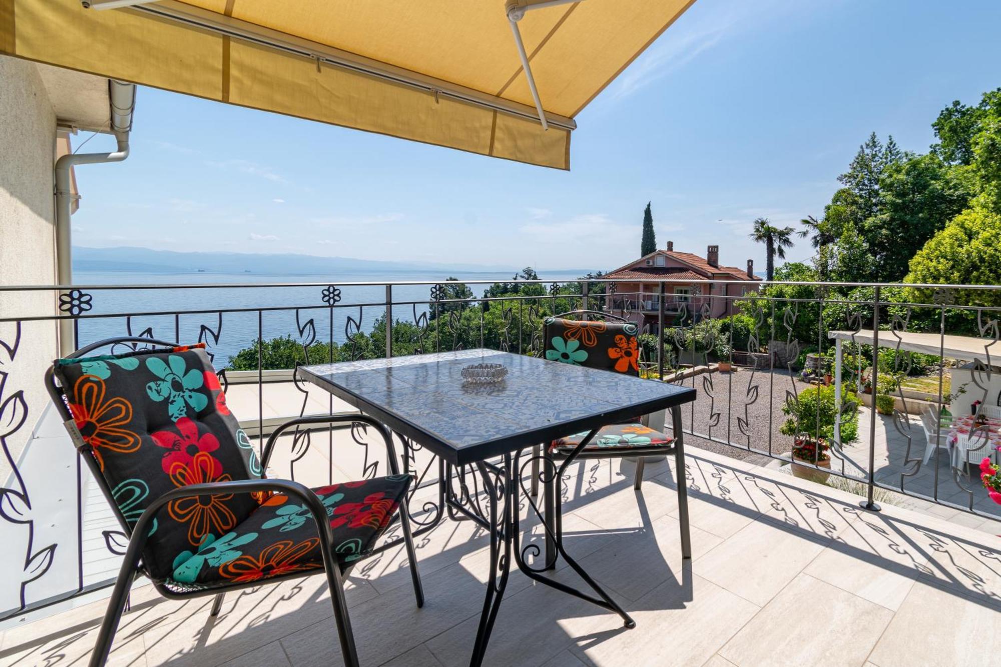 Apartments By The Sea Medveja, Opatija - 7720 Lovran Exteriér fotografie