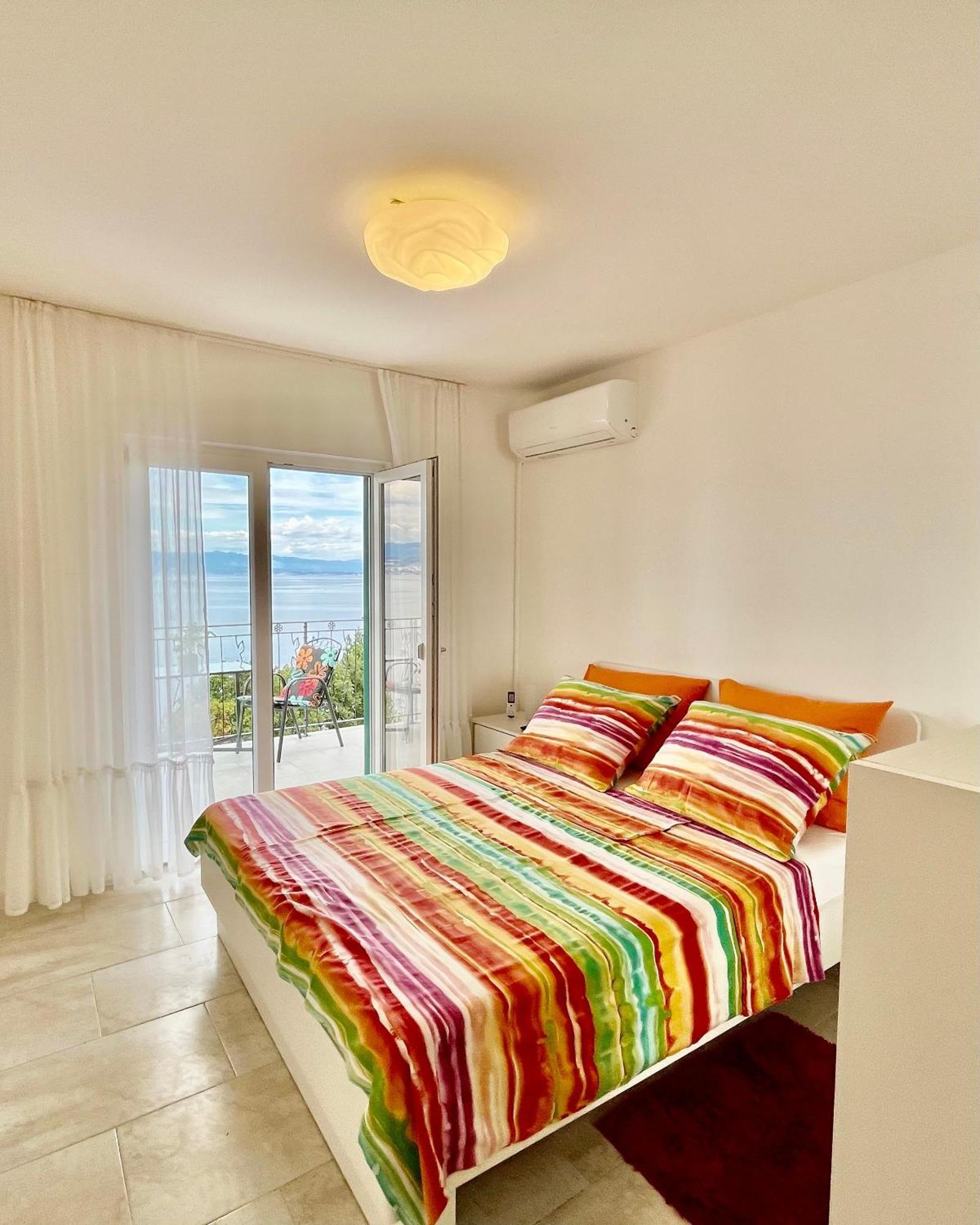 Apartments By The Sea Medveja, Opatija - 7720 Lovran Exteriér fotografie