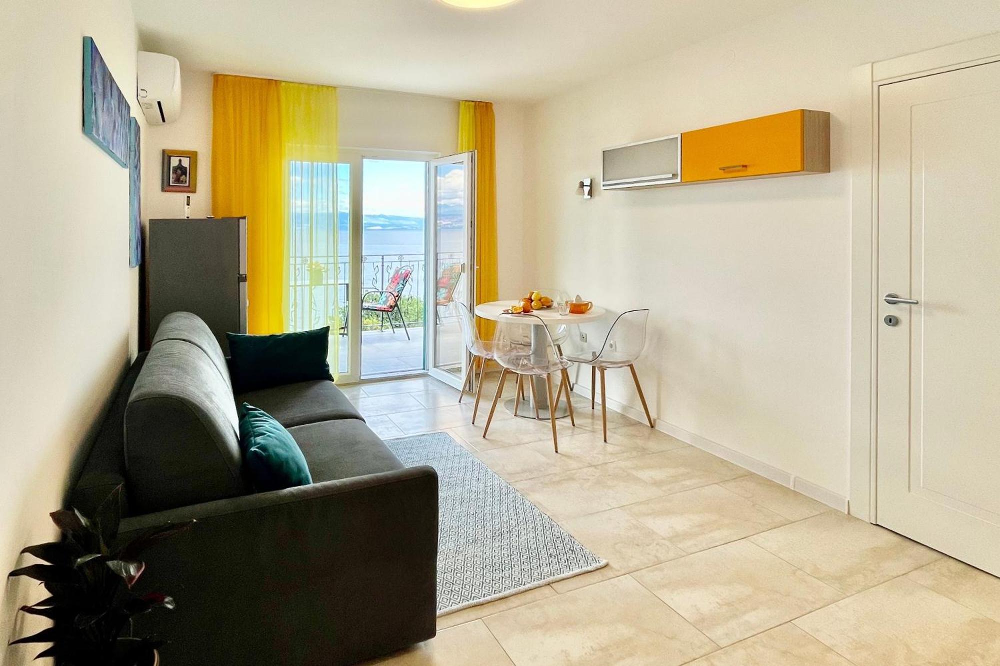 Apartments By The Sea Medveja, Opatija - 7720 Lovran Exteriér fotografie