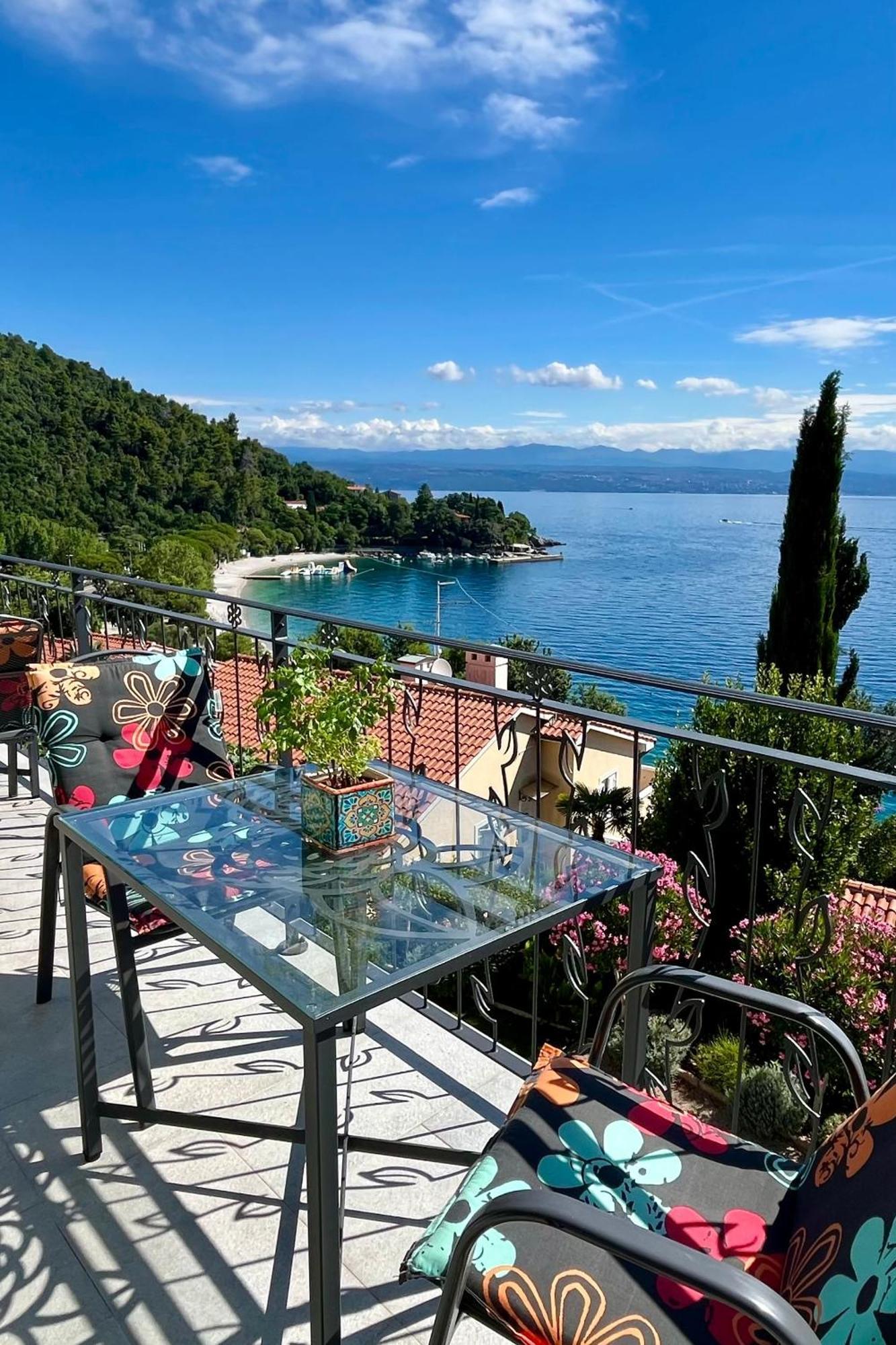 Apartments By The Sea Medveja, Opatija - 7720 Lovran Exteriér fotografie